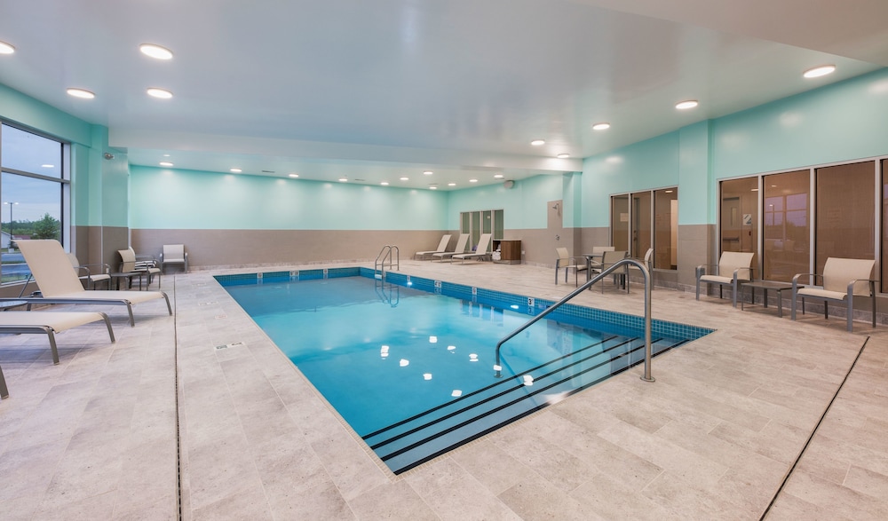 holiday inn express and suites moncton by ihg