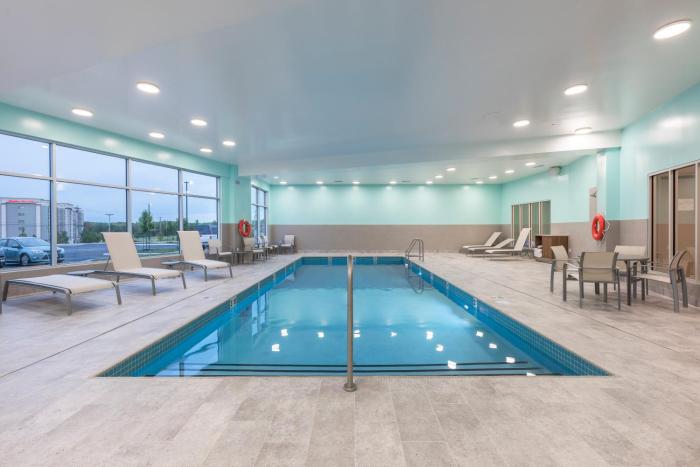 holiday inn express and suites moncton by ihg