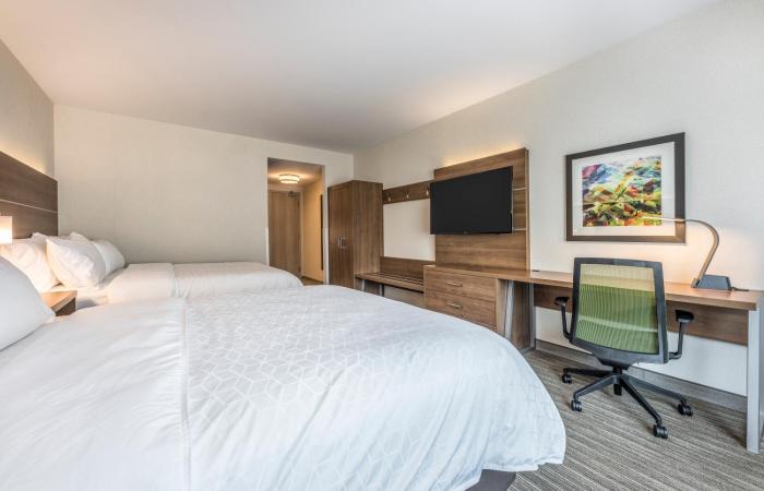 holiday inn express and suites moncton by ihg