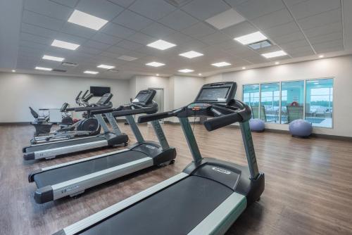 holiday inn express and suites moncton by ihg