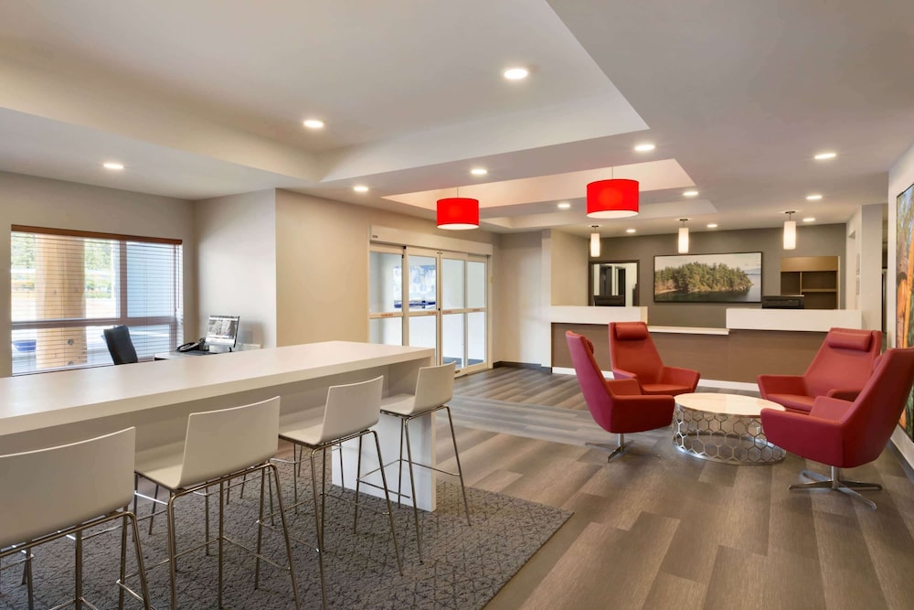 microtel inn and suites by wyndham oyster bay