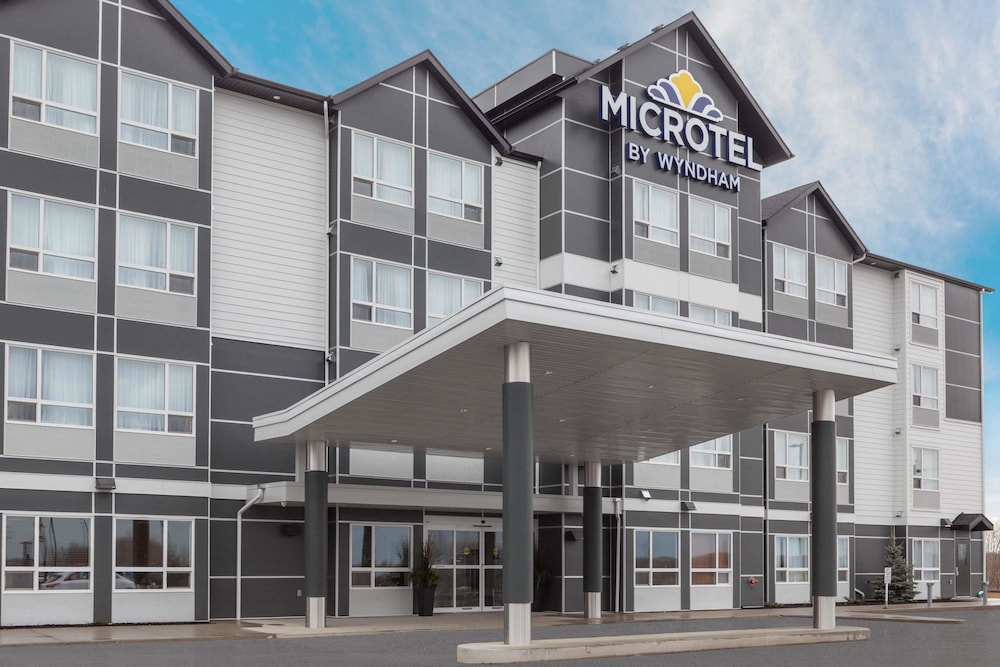 Microtel Inn & Suites By Wyndham Oyster Bay,Duncan>>British Columbia,3 star