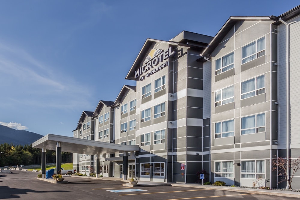 Microtel Inn & Suites By Wyndham Oyster Bay,Duncan>>British Columbia,3 star