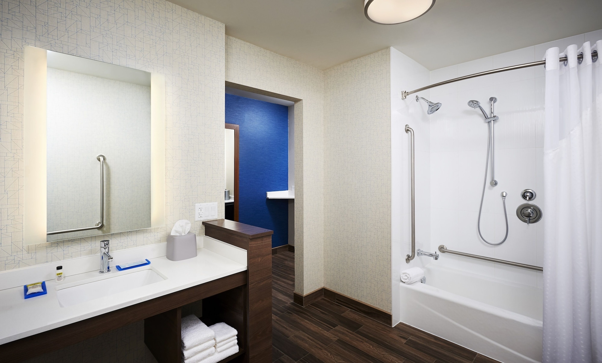 holiday inn express and suites brantford by ihg