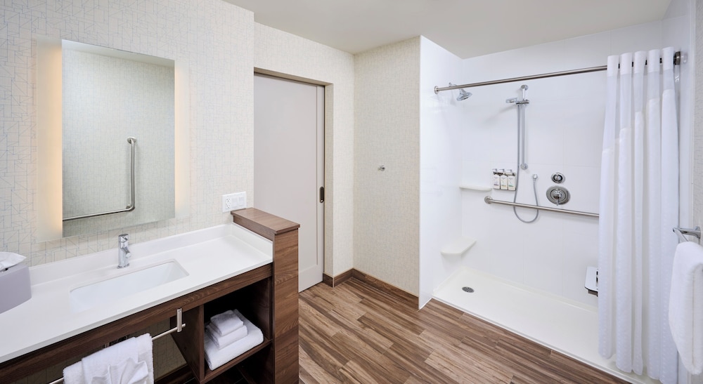 holiday inn express and suites brantford by ihg