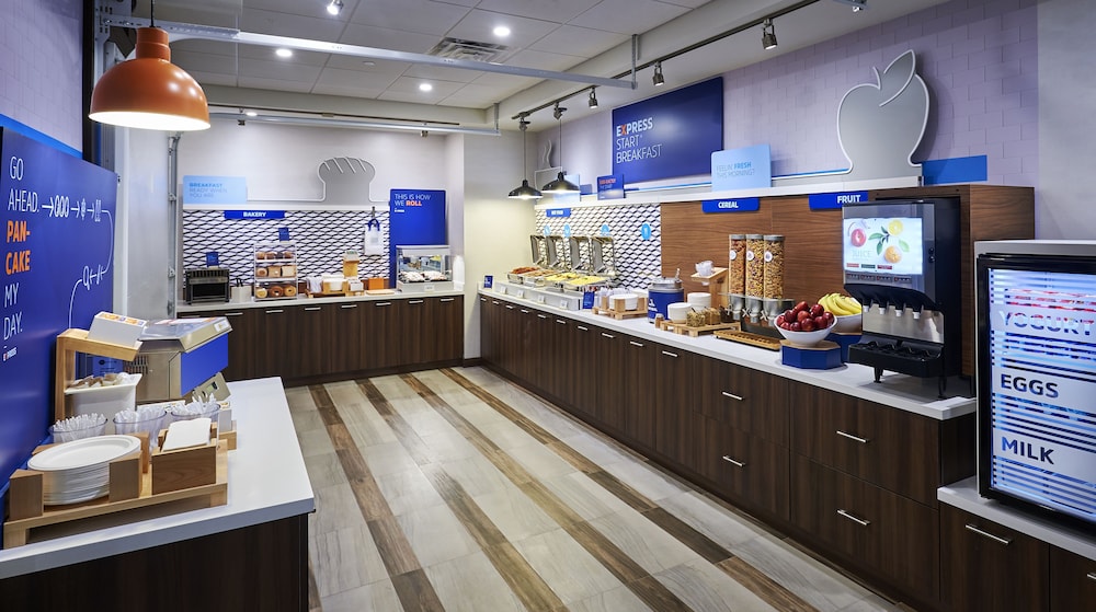 holiday inn express and suites brantford by ihg