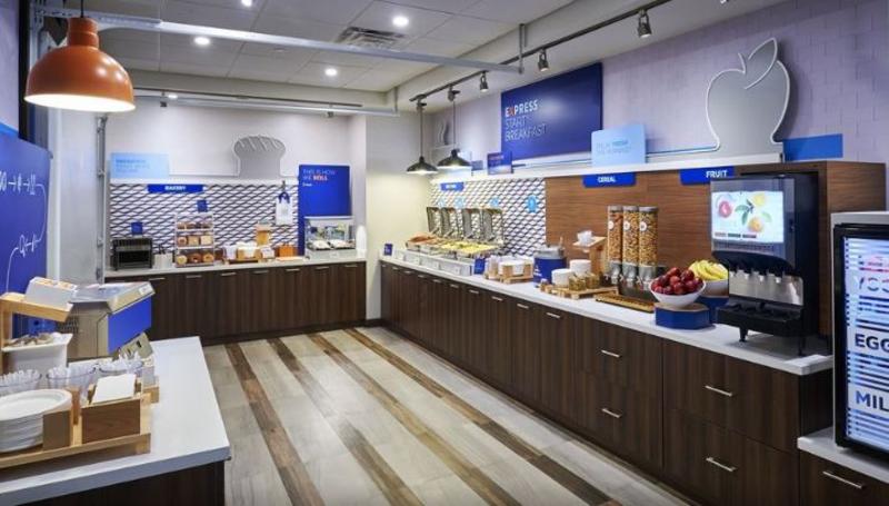 Holiday Inn Express And Suites Brantford By Ihg,Brantford>>Brant,3 star