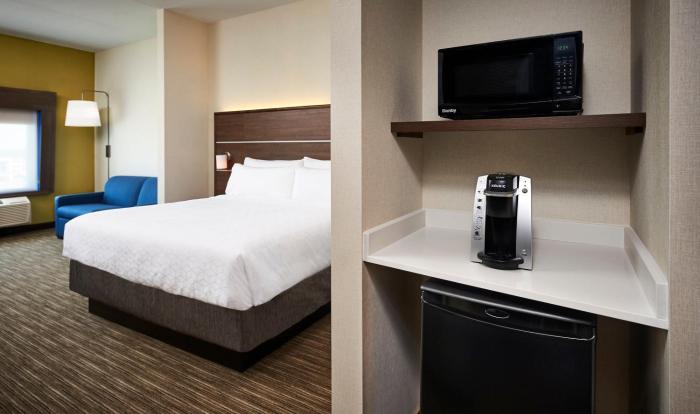 holiday inn express and suites brantford by ihg