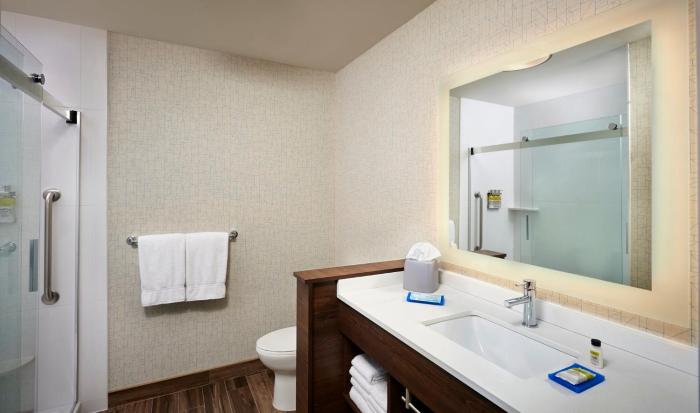 holiday inn express and suites brantford by ihg