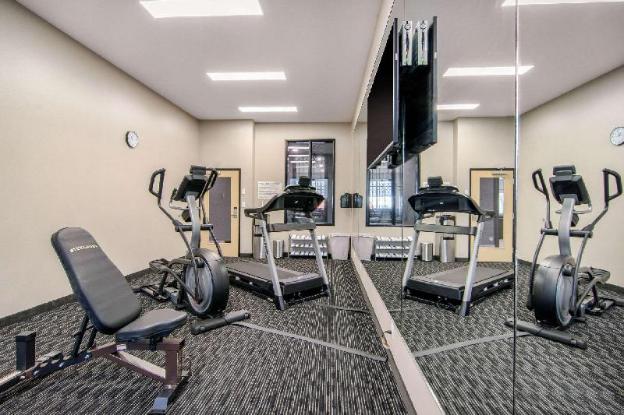 comfort inn and suites