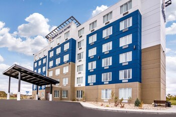 Comfort Inn & Suites,Saskatoon>>North Battleford,3 star