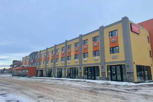 ramada by wyndham west edmonton hotel and suites