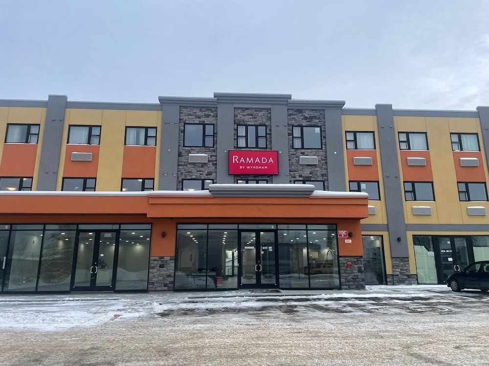 ramada by wyndham west edmonton hotel and suites