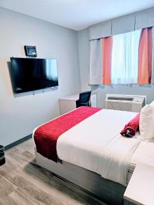 ramada by wyndham west edmonton hotel and suites