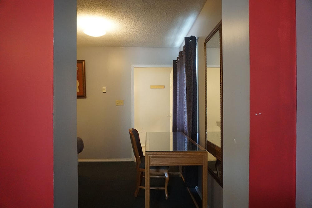 the mighty fraser motel