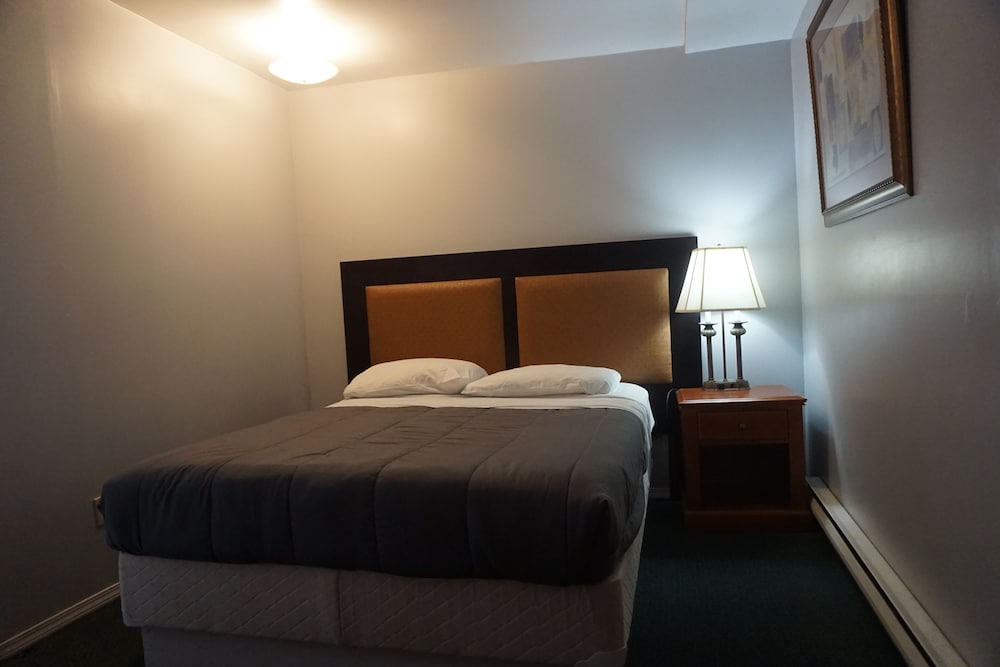the mighty fraser motel