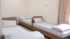 Apple Hostel,Selektsionnoye>>Bishkek,2 star