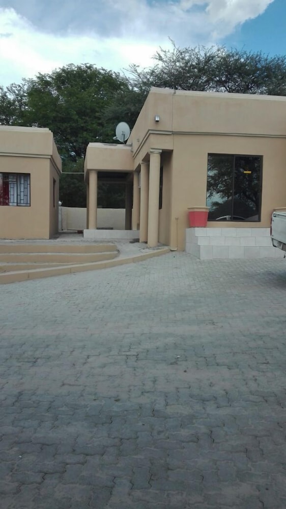 dandk guest house