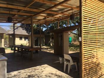 Shakawe Sands Lodge,Okavango Delta>>Mahango,3 star