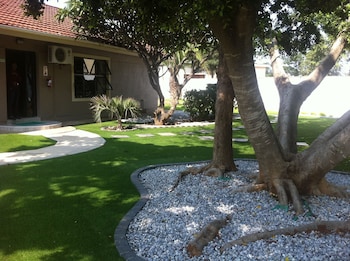 cosy palms guest house