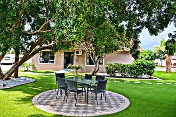 cosy palms guest house