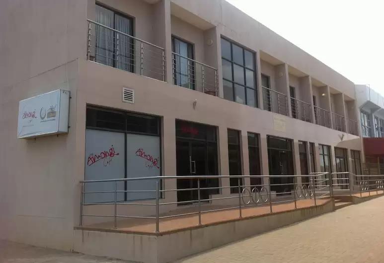 Hotel Labama,South-East>>Gaborone,2 star