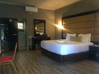 makgovango luxury inn