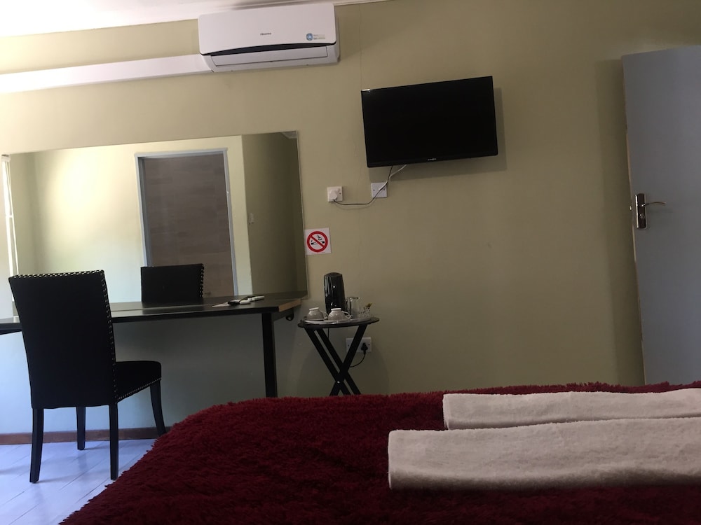 the new mall guest house