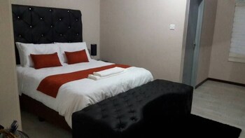 the new mall guest house