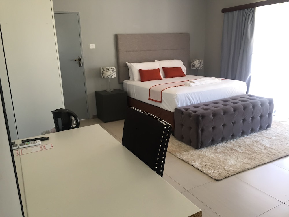 the new mall guest house