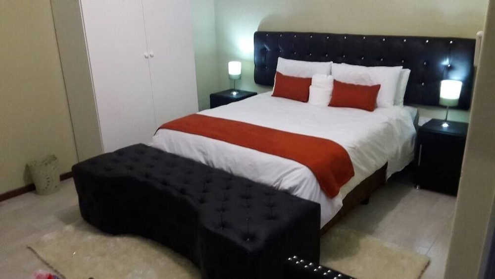 the new mall guest house