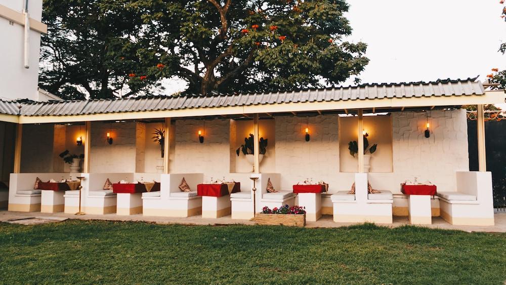 selborne hotel
