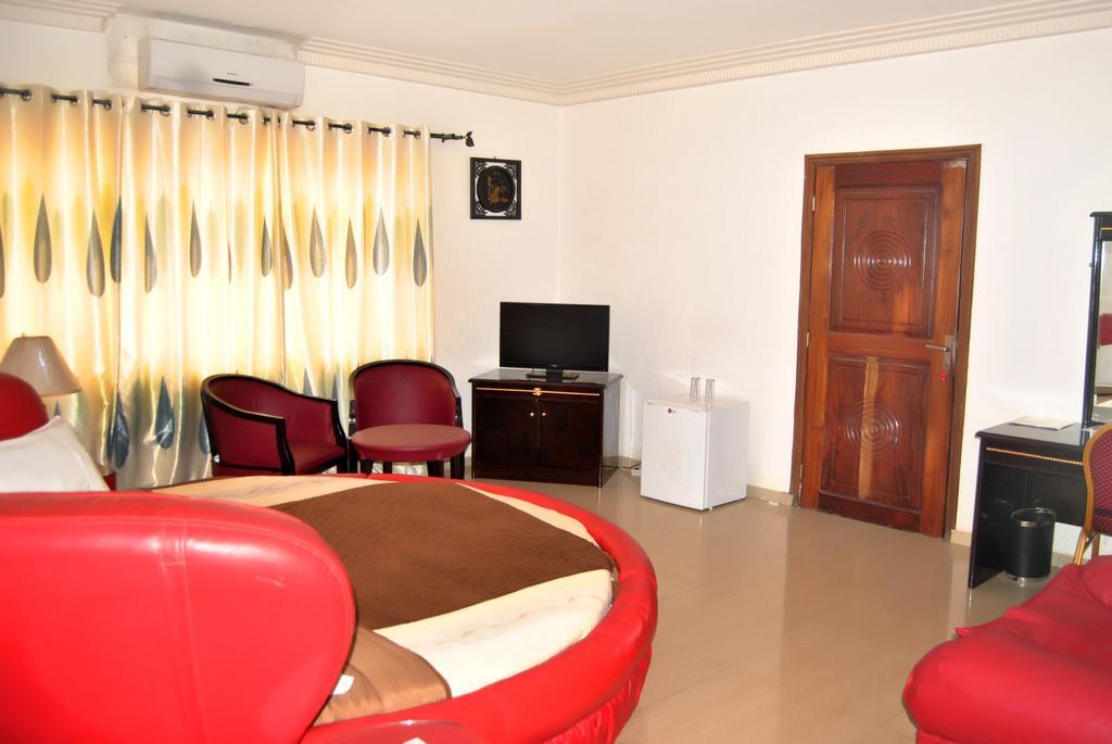 riviera hotel benin