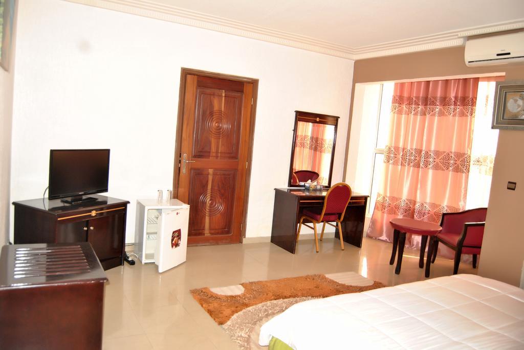 riviera hotel benin