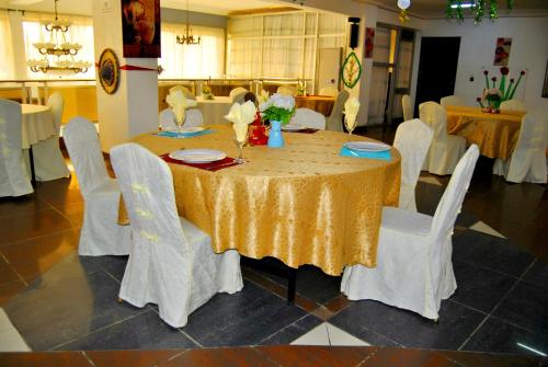 riviera hotel benin