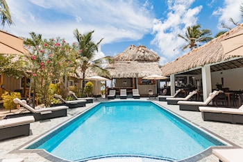 Hidden Jewel Boutique Hotel,Cayo Espanto>>Ambergris Caye,4 star