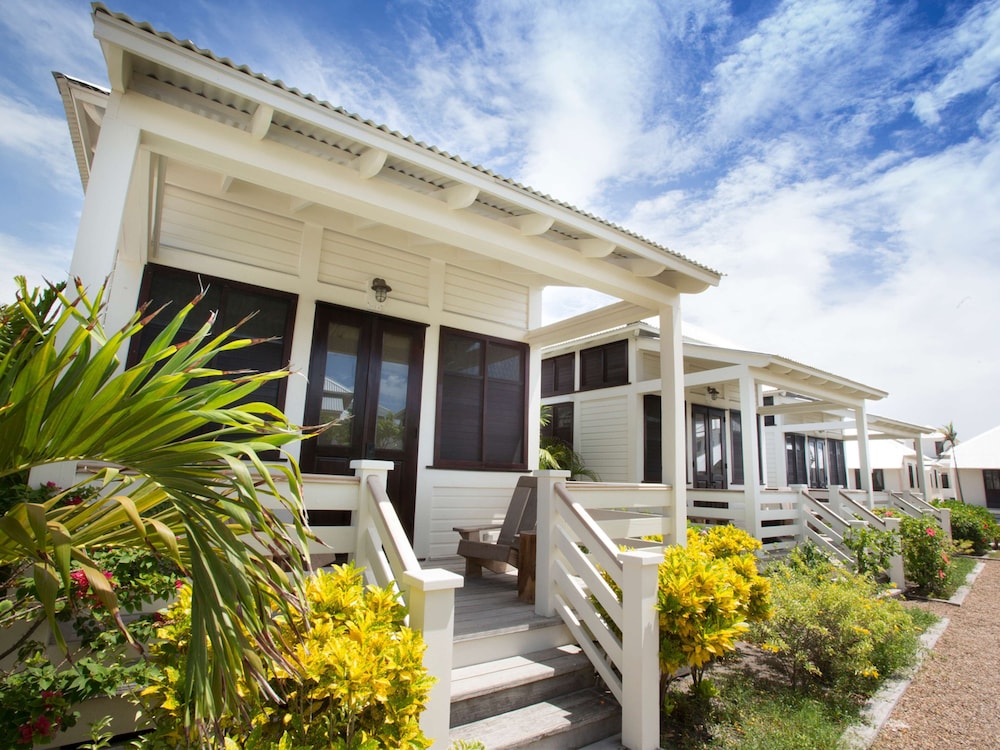Mahogany Bay Resort & Beach Club, Curio Collection By Hilton,Belize>>Ambergris Caye,4 star