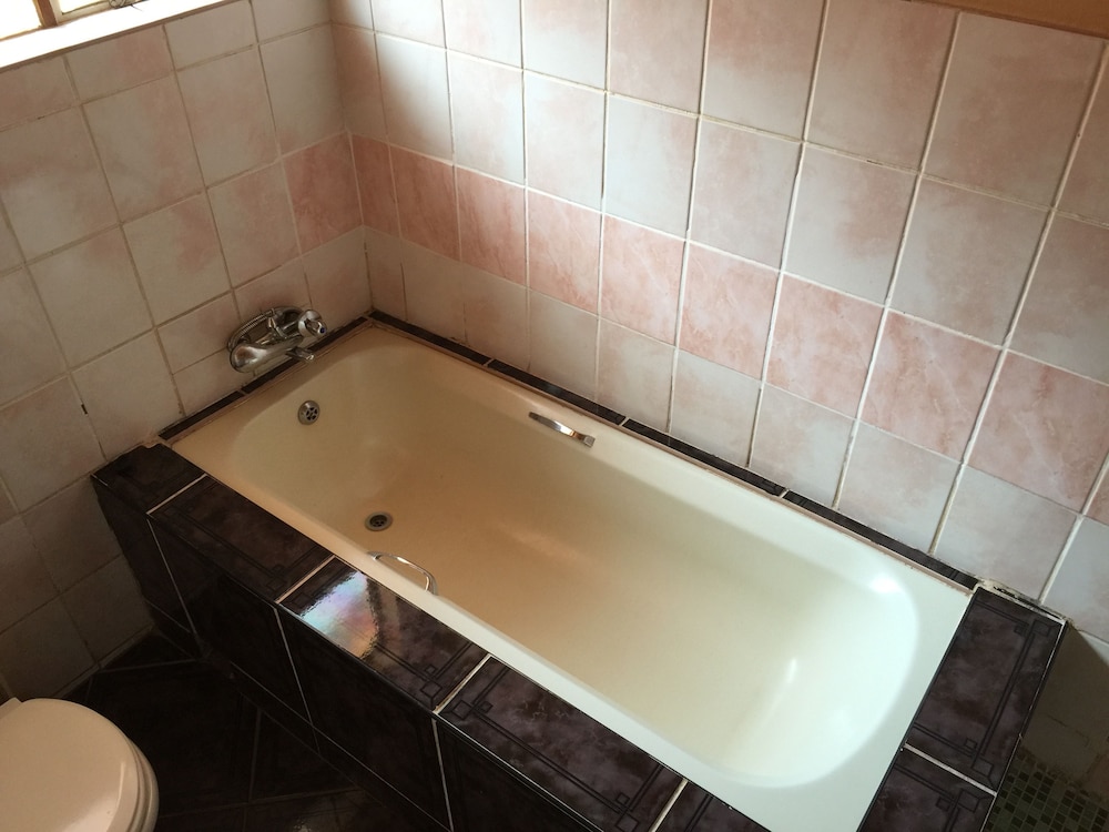 woodlands lodge and tours