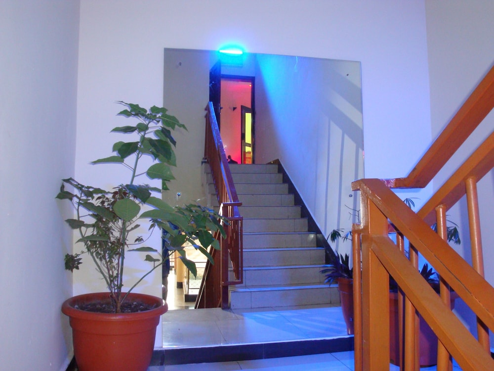 golden zambezi lodge