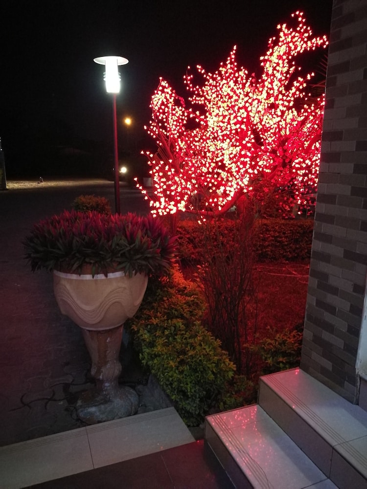 golden zambezi lodge