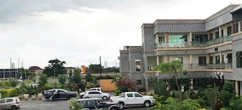 golden zambezi lodge