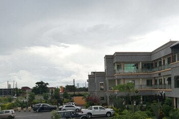 golden zambezi lodge