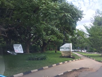 ndeke hotel
