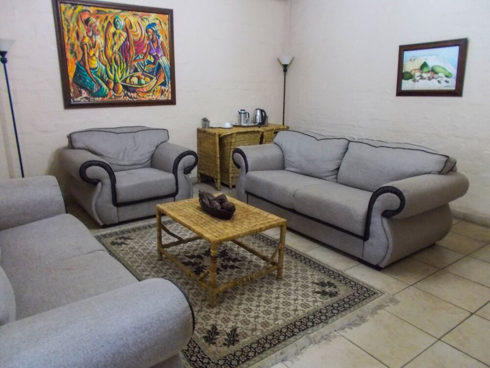 ndeke hotel