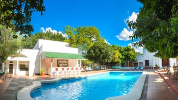 New Fairmount Hotel And Casino,Southern>>Livingstone,3 star
