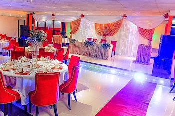 New Fairmount Hotel And Casino,Southern>>Livingstone,3 star