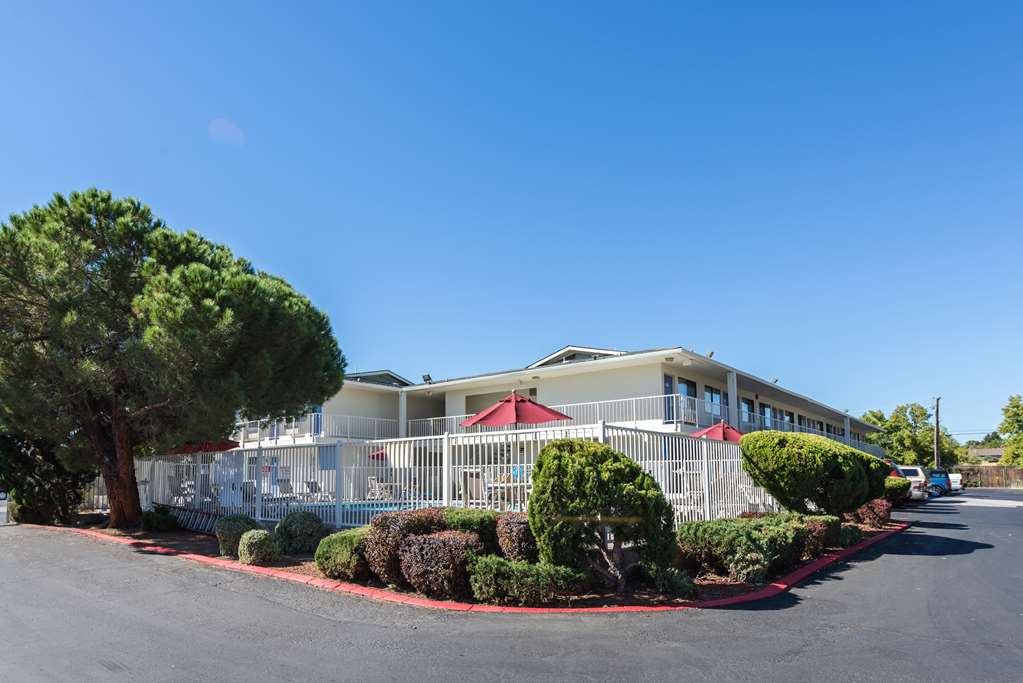 motel 6 reno