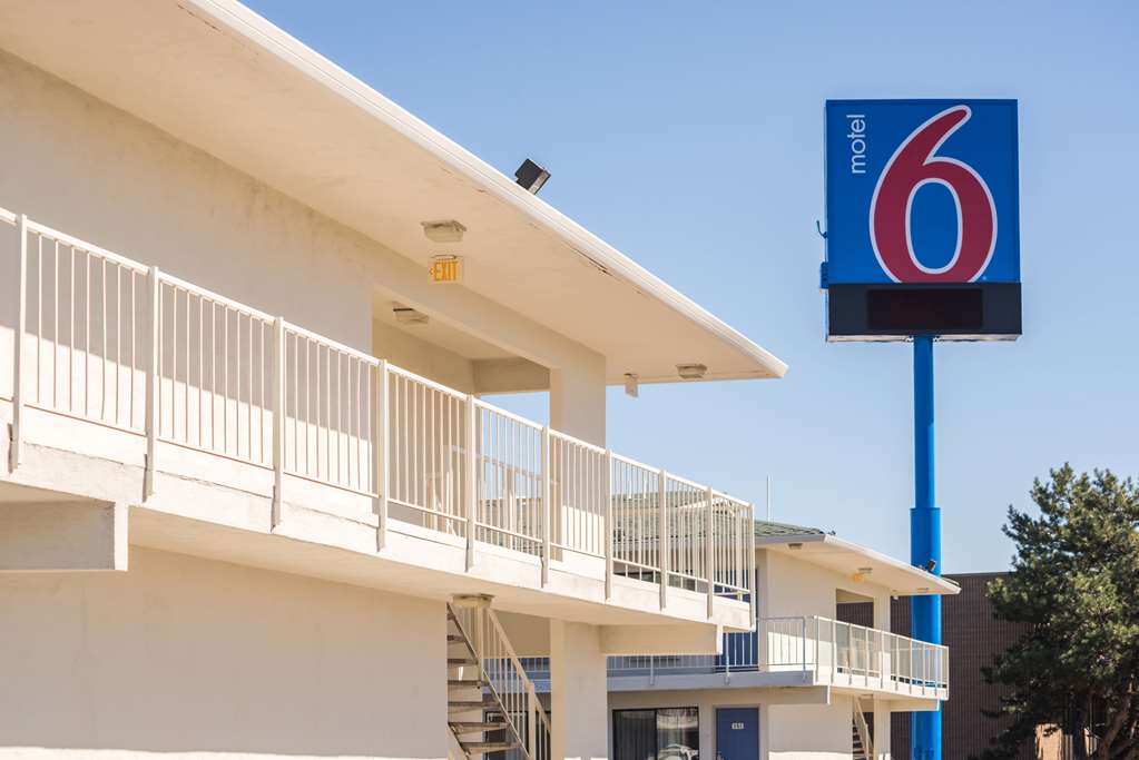 motel 6 reno