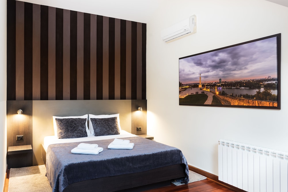 feel belgrade aparthotel