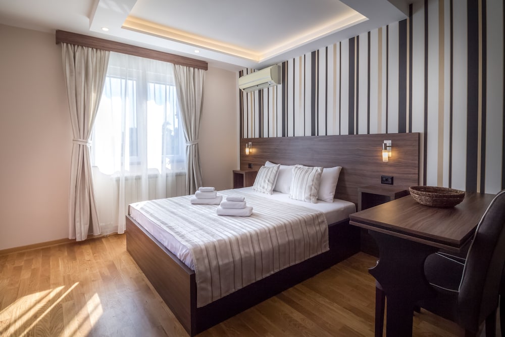 feel belgrade aparthotel